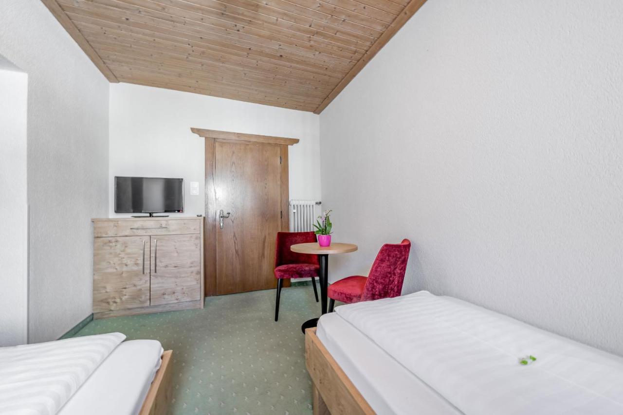 Gasthof Schroll Kirchbichl Exteriör bild