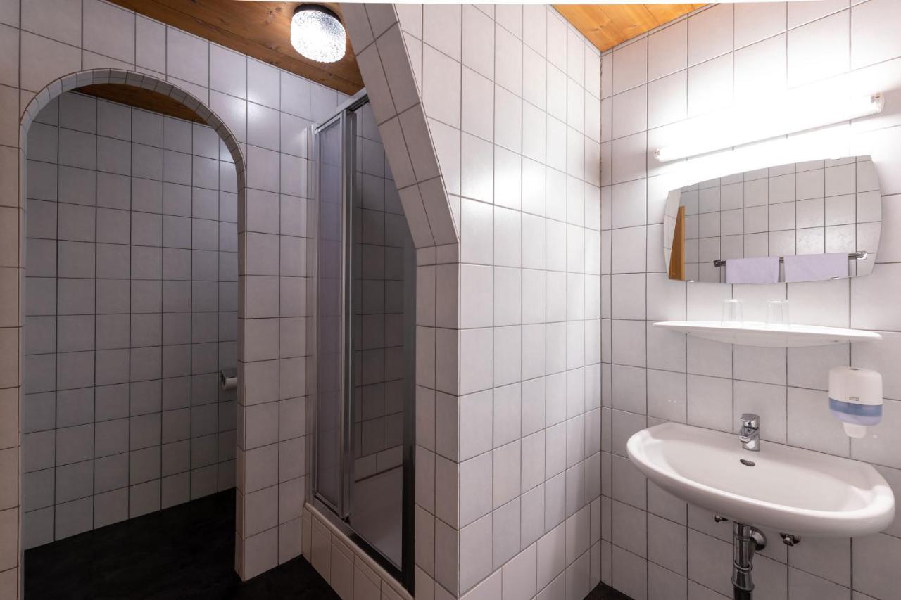 Gasthof Schroll Kirchbichl Exteriör bild