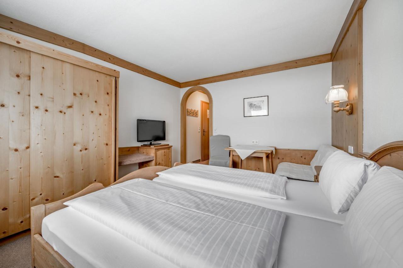 Gasthof Schroll Kirchbichl Exteriör bild